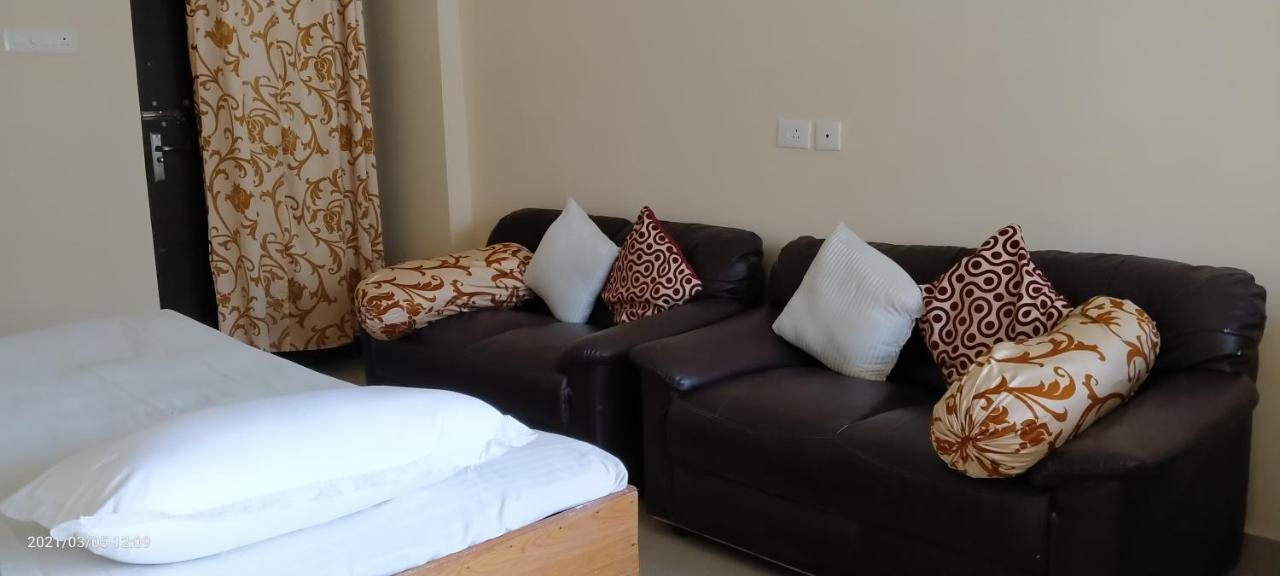 De Sea Apartments Пури Экстерьер фото