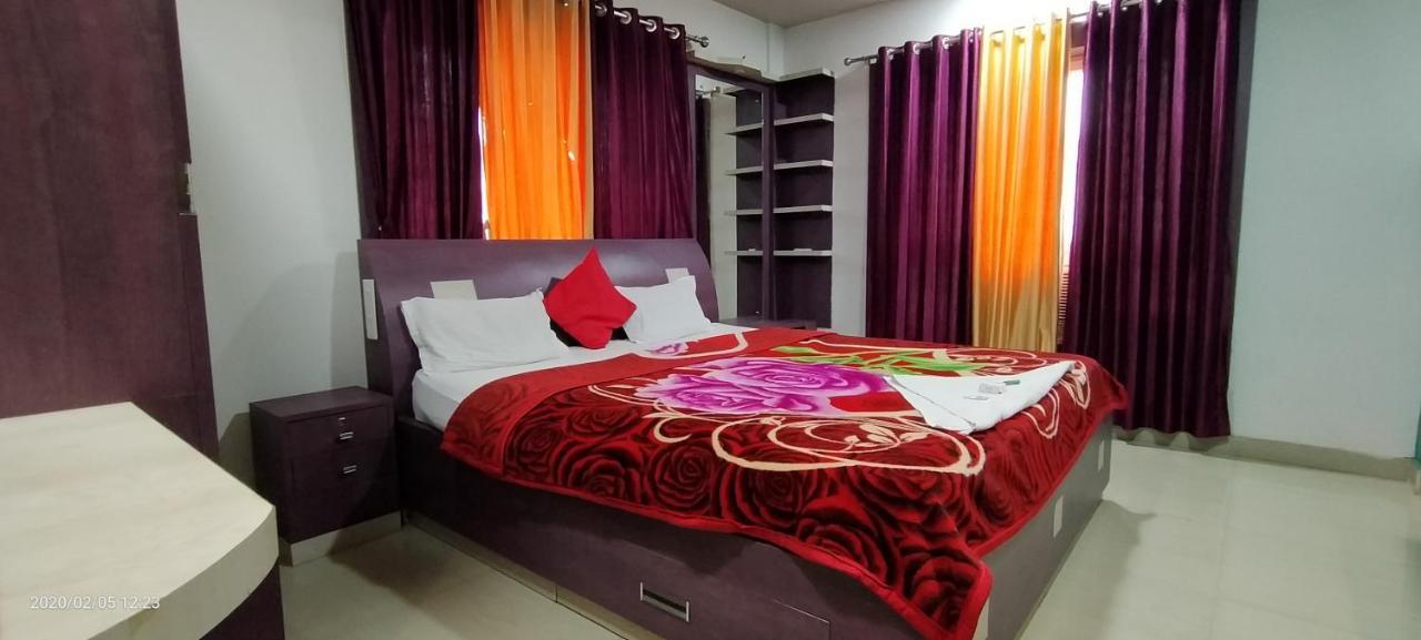 De Sea Apartments Пури Экстерьер фото