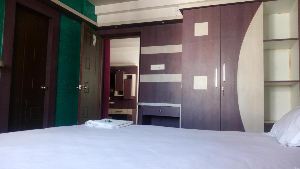 De Sea Apartments Пури Экстерьер фото